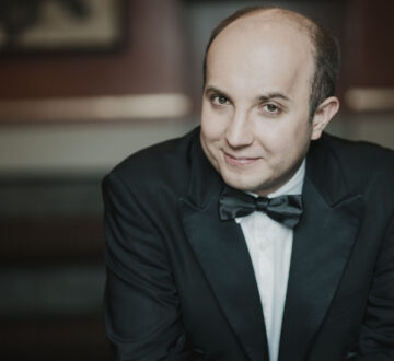 Romanti­c Powerho­uses: Rachman­inoff 3 and Tchaiko­vsky